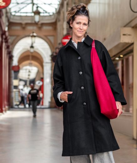 Manteau Sialle noir en feutre de laine recyclé pour femme, fabrication française